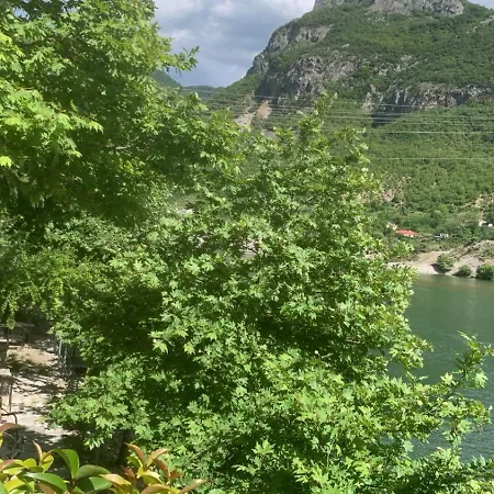 Εξοχικό σπίτι Natura Koman